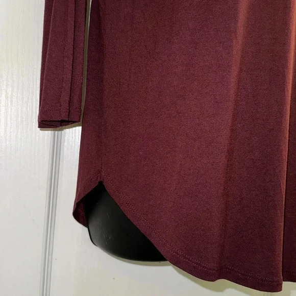 a.n.a. A New Approach Long Sleeve Top - Picture 3 of 5